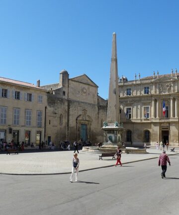 Visites Guidées Provence, Visiter Arles, Visite Arles la Romaine, Guide Arles, Guide Conférencier Arles, Visite Guidée Arles
