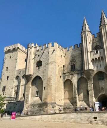 Visite Avignon, Guide Avignon, Guide Conférencier Avignon, Visite Guidée Avignon