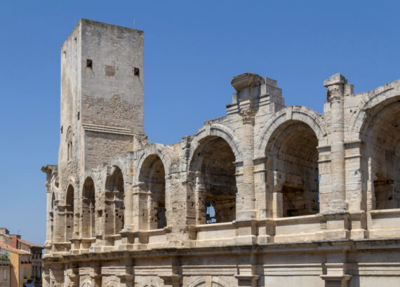 Visiter Arles, Guide Arles, Visite Guidée Arles